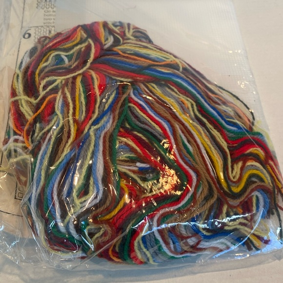 NIP & Vintage 1987 Needlecraft - XMAS Window Scene - Picture 5 of 5